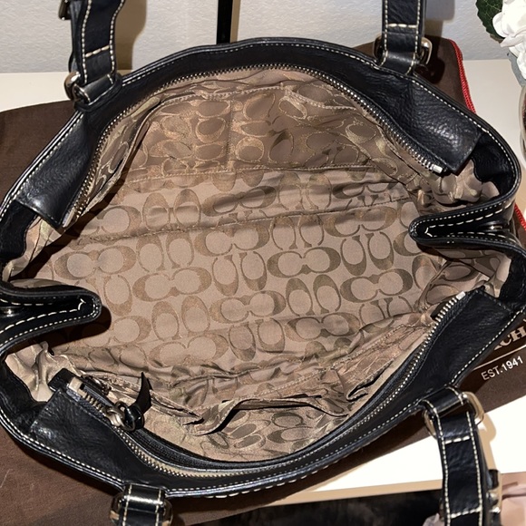 Coach Pebble Leather Tote Carryall EUC - Picture 9 of 14